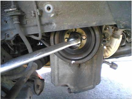 Crank pulley removal
