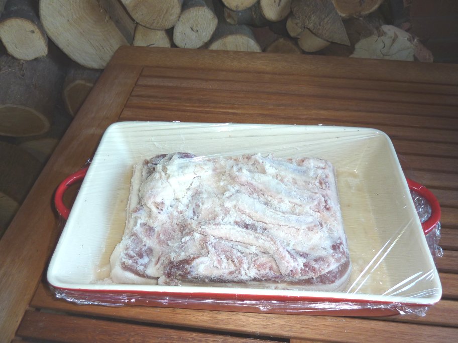 How to dry cure bacon at home  @ www.jamesandtracy.co.uk