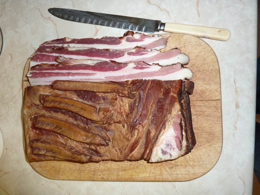 How to traditionally smoked bacon at home - the far better than you can buy anywhere and a ancient small holding skill that has been long forgotten  @ www.jamesandtracy.co.uk